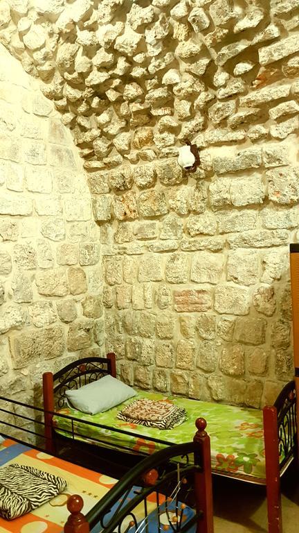 Bab El-silsileh Jerusalem