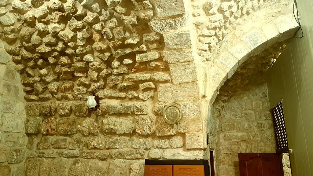 Bab El-silsileh Jerusalem