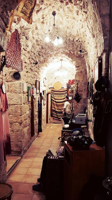 Bab El-silsileh Jerusalem