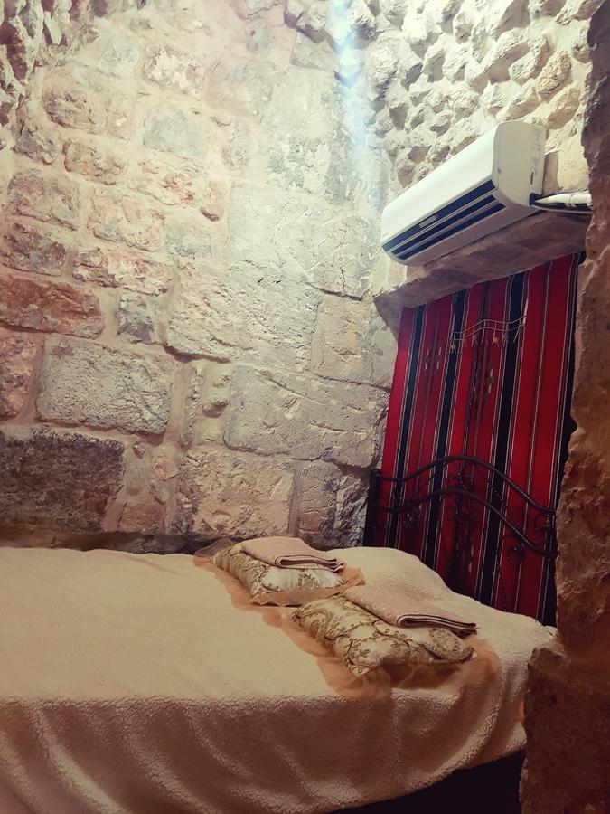Bab El-silsileh Hostel Jerusalem